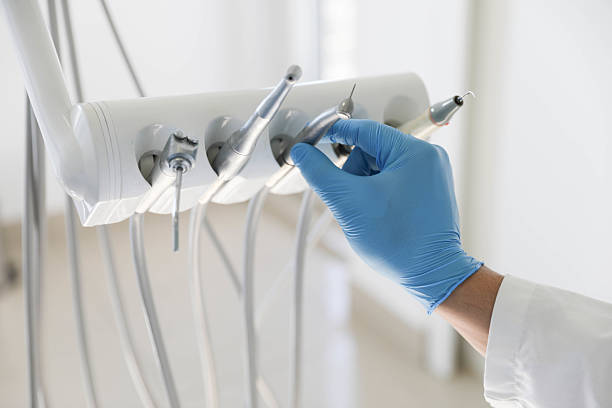 Professional Emergency Dentist technician working in Bonney Lake, WA